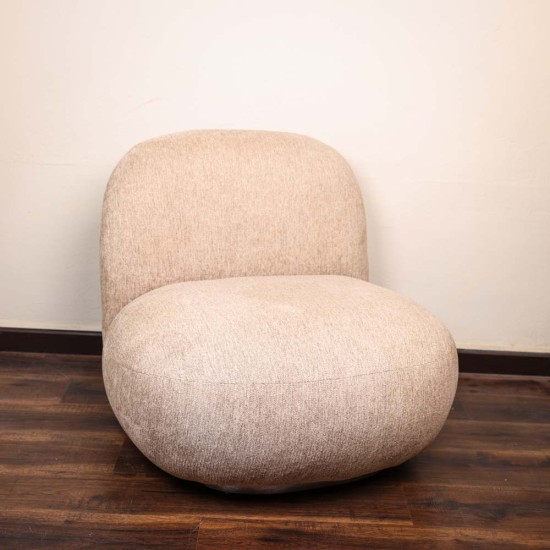 Buff chair 